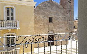 La Via Rooms And Terrace